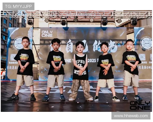 南京街舞队以60分领跑世界街舞大赛积分榜展现实力与风采