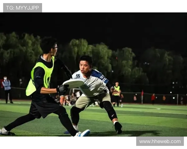 武汉飞盘队整体压制战术解析与比赛表现分析