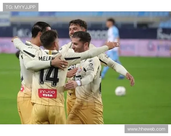 深圳极限运动队以51分领跑全国街舞大赛积分榜展现强劲实力 深圳极限运动队以51分领跑全国街舞大赛积分榜展现强劲实力