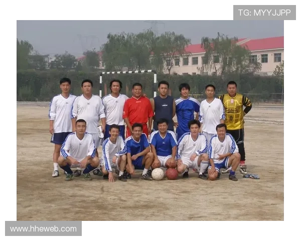 赵静的足球人生：从青涩少女到职业球员的深度对话与成长历程