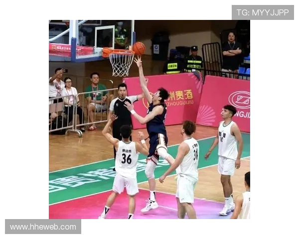 山东男篮与新疆队全运会激战回顾球员表现与战术分析全景呈现 山东男篮与新疆队全运会激战回顾球员表现与战术分析全景呈现