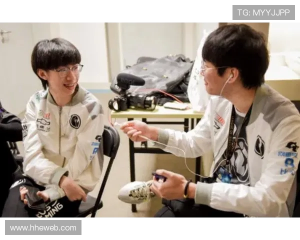 CSGO战术分析：深入探讨RNG团队协作与默契配合的成功之道