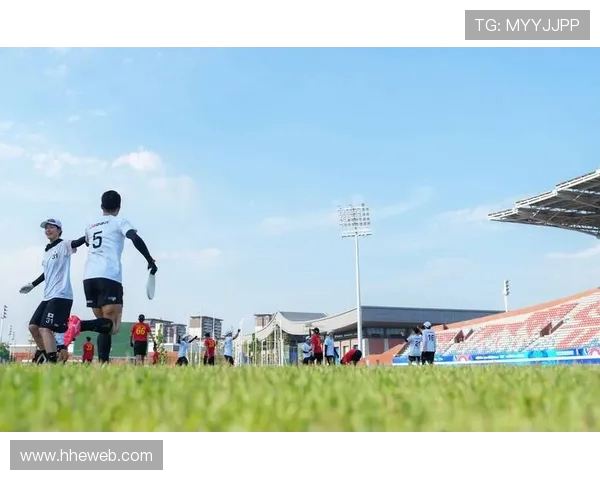 成都飞盘队与杭州飞盘队技术对抗赛后分析与总结